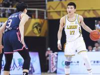 开云体育官网登入-中锋连捧两次MVP，成为球队进攻核心
